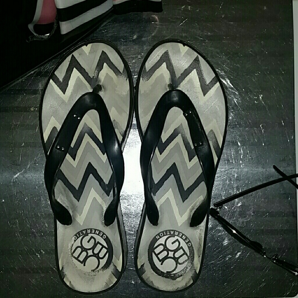 BCBG Black and White Platform Sandals